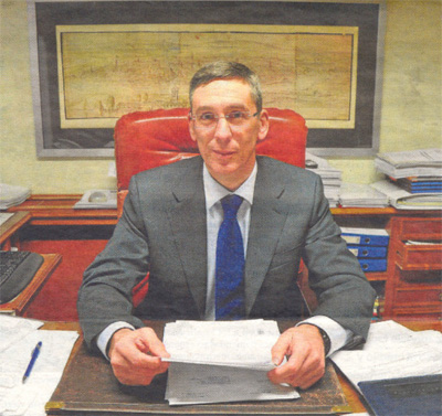 JOSE PAJARES, Socio director de PAJARES & ASOCIADOS ABOGADOS, es entrevistado en el peri�dico de Arag�n